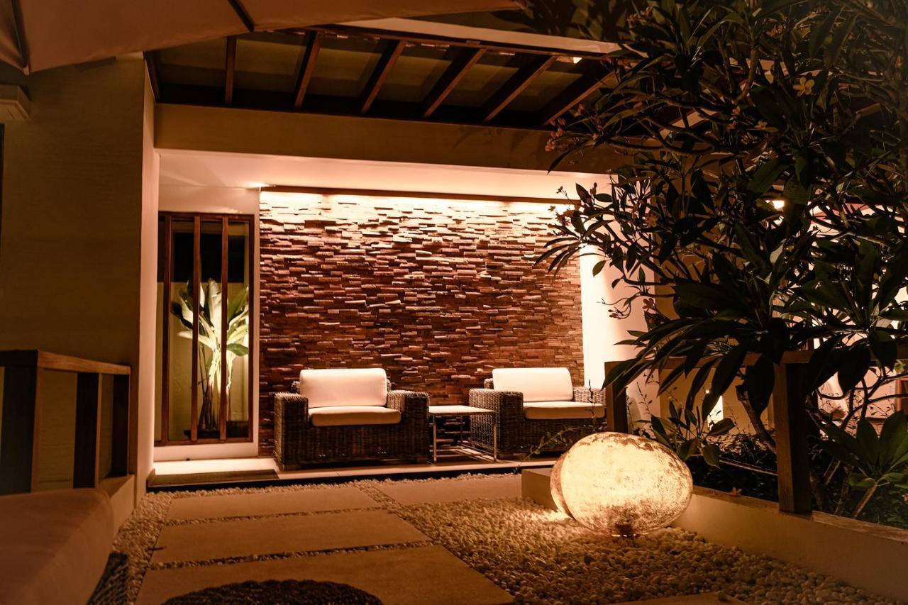 ג'ימבאראן Sunset Palms Beach Villa מראה חיצוני תמונה